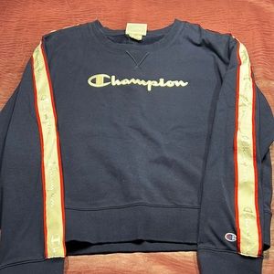 Champion short crewneck sweatshirt